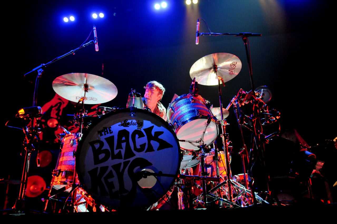 The Black Keys - Wells Fargo Center - Philadelphia, PA - March 10, 2012 - photo by Jim Rinaldi  2012