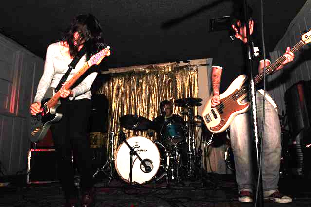 Girl in a Coma (l to r: Nina Diaz, Phanie Diaz and Jenn Alva) at the Khyber, Philadelphia PA June 17, 2009. Photo Copyright 2009 Jim Rinaldi.