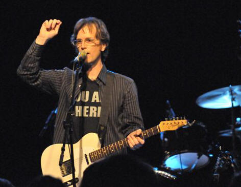 Dan Wilson at the Fillmore at the TLA in Philadelphia, PA 4/12/08 - Photo: Copyright 2008 Jim Rinaldi.