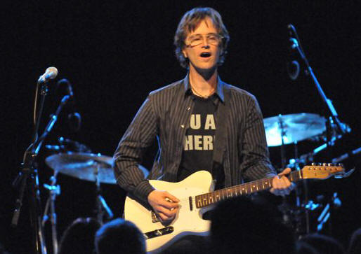 Dan Wilson at the Fillmore at the TLA in Philadelphia, PA 4/12/08 - Photo: Copyright 2008 Jim Rinaldi.