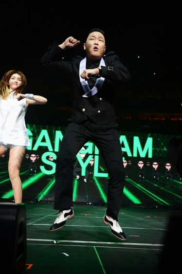 PSY - Q102 Jingle Ball - The Wells Fargo Center - Philadelphia, PA - December 5, 2012 - photo courtesy of DKC  2012