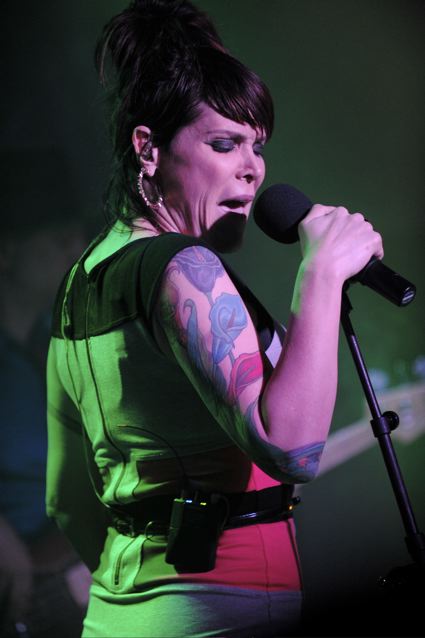 Beth Hart - The Blockley - Philadelphia, PA - May 11, 2013 - photo by Jim Rinaldi  2013