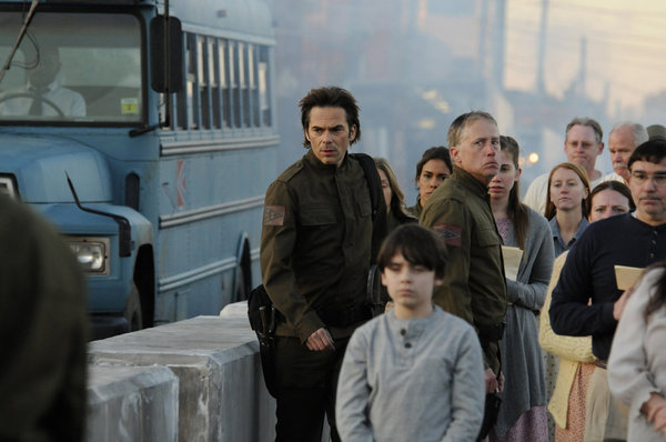 REVOLUTION -- "The Night The Lights Went Out in Georgia" Episode 114 -- Pictured: Billy Burke as Miles Matheson -- (Photo by: Brownie Harris/NBC)