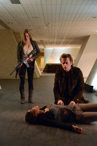 REVOLUTION -- "The Dark Tower" Episode 120 -- Pictured: (l-r) Tracy Spiridakos as Charlie Matheson, Daniella Alonso as Nora, Billy Burke as Miles Matheson -- (Photo by: Brownie Harris/NBC)