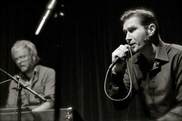 Justin Currie - The Tin Angel - Philadelphia, PA - June 19, 2010 - photos by Jim Rinaldi  2010