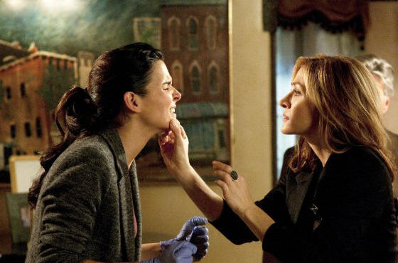 Angie Harmon and Sasha Alexander star in the TNT series 'Rizzoli and Isles' based on the popular mystery novels by Tess Gerritsen.