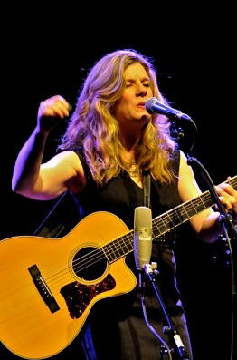 Dar Williams - The Keswick Theatre - Glenside, PA - February 28, 2014 - photo by Jim Rinaldi  2014