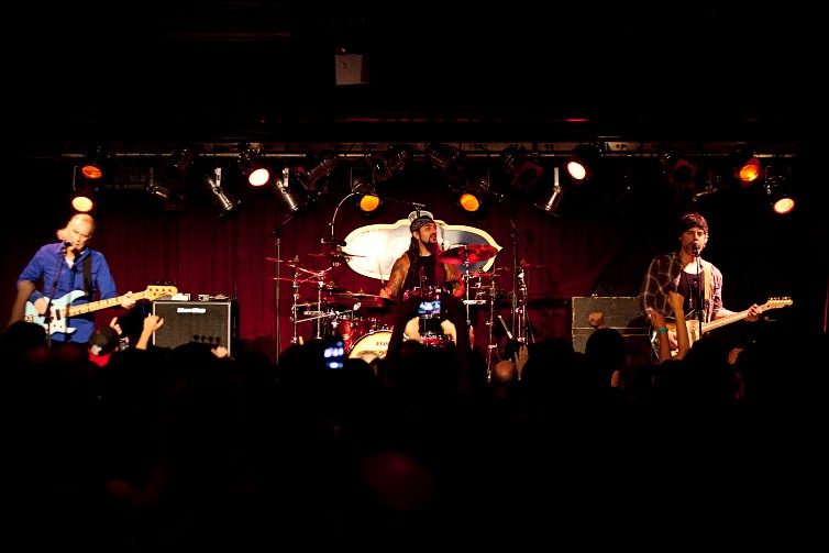 The Winery Dogs - B.B. King's Blues Club - New York, NY - August 3, 2013 - photo by Mark Doyle  2013