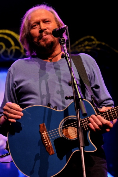 Barry Gibb - Wells Fargo Center - Philadelphia, PA - May 19, 2014 - photo by Jim Rinaldi  2014