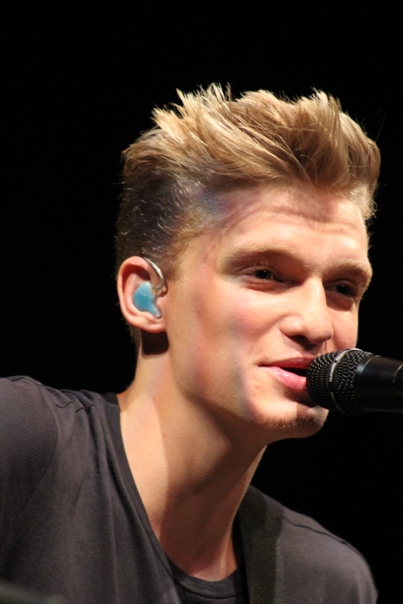 Cody Simpson - The Prince Music Theater - Philadelphia, PA - January 19, 2014 - photo by Sami Speiss  2014