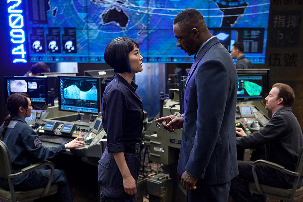 Idris Elba stars in "Pacific Rim"