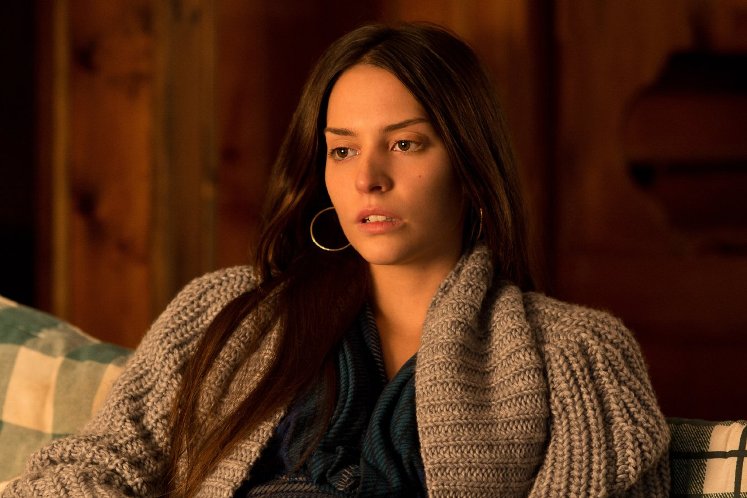 Genesis Rodriguez in Run All Night