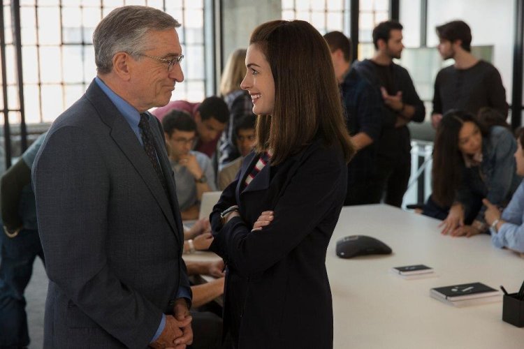 Robert De Niro and Anne Hathaway star in THE INTERN.