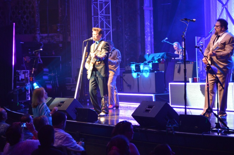 Chris Isaak - The Keswick Theatre - Glenside, PA - September 12, 2014 - photo by Jay S. Jacobs  2014