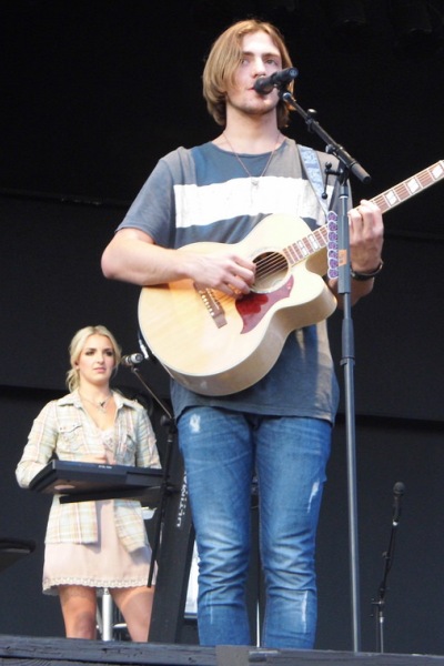 R5 - Six Flags Great Adventure - Jackson, NJ - May 25, 2014 - photos by Maggie Mitchell  2014