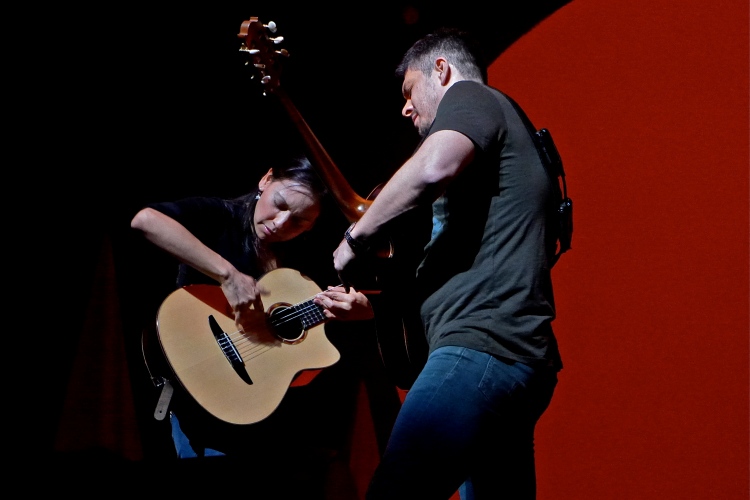 Rodrigo y Gabriela - Beacon Theater - New York, NY - May 2, 2014 - photo by Jim Rinaldi  2014