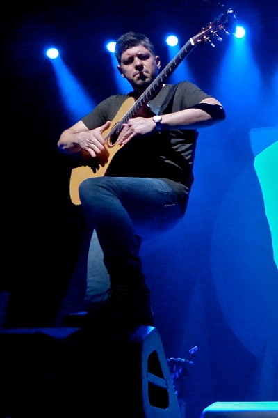 Rodrigo y Gabriela - Beacon Theater - New York, NY - May 2, 2014 - photo by Jim Rinaldi  2014