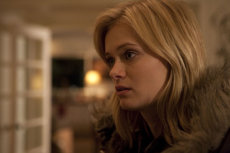 Sara Paxton stars in "Static."