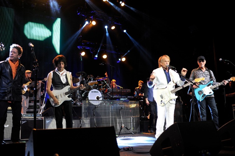 Brian Wilson and Jeff Beck - Tower Theater - Philadelphia, PA - October 13, 2013 - photo by Jim Rinaldi  2013