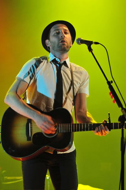 Mat Kearney - Tower Theater - Philadelphia, PA - May 20, 2009 - photos by Jim Rinaldi © 2009