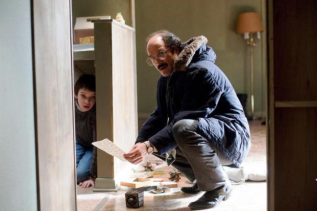 Kodi Smit-McPhee and Elias Koteas star in LET ME IN.