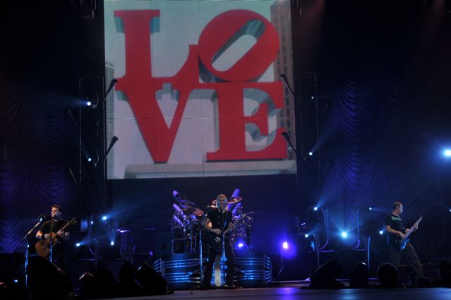 Nickelback Wachovia Center Philadelphia PA March 9, 2009 photos by Jim Rinaldi © 2009