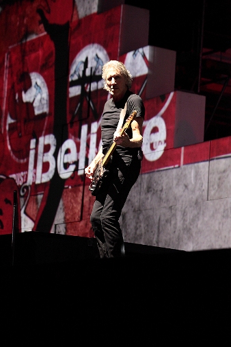 Roger Waters - Yankee Stadium - The Bronx, NY - July 6, 2012 - photo by Mark Doyle  2012