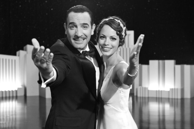 Jean Dujardin and Brnice Bejo star in THE ARTIST.