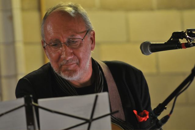 Pete Townshend - University of Pennsylvania Museum of Archaeology and Anthropology - Philadelphia, PA - October 10, 2012 - photo by Jim Rinaldi  2012