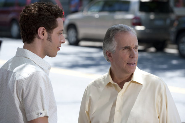 Royal Pains -- "In Vino Veritas" Episode 2006 -- Pictured: (l-r) Paulo Costanzo as Evan Lawson, Henry Winkler as Eddie R. Lawson -- USA Network Photo: David Giesbrecht 