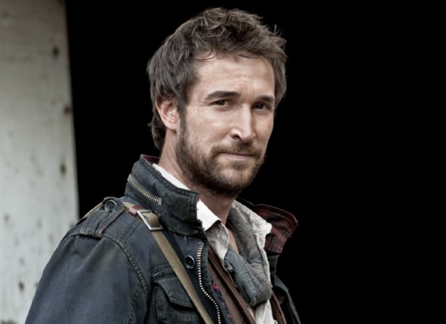 Noah Wyle stars in the TNT Network series FALLING SKIES.